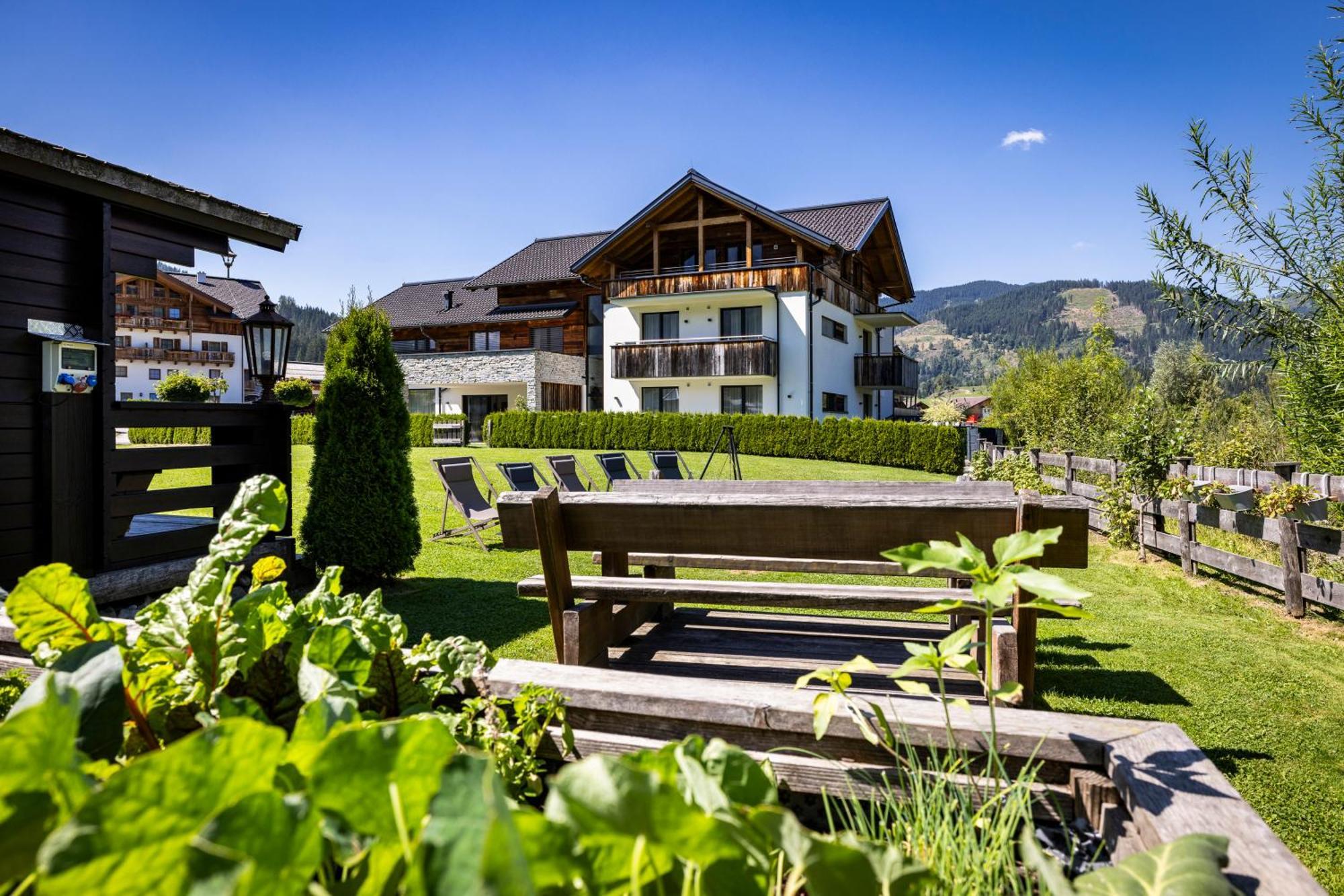 Die Bleibe Flachau Luaran gambar